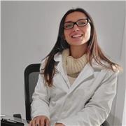 Laureata in biotecnologie impartisce lezioni di biologia